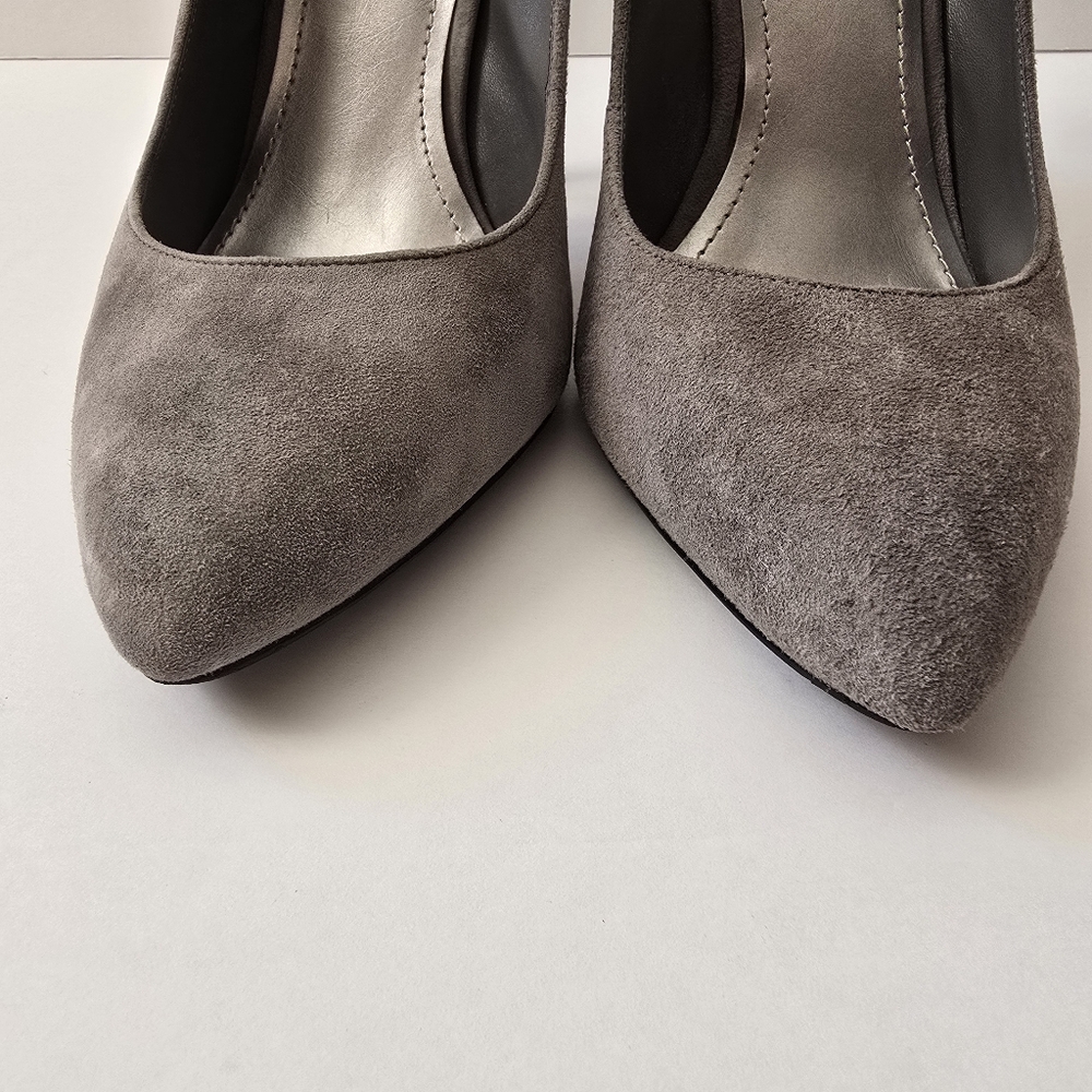 BCBGeneration Women’s Gray Suede Pumps Pensil Heels - Picture 7 of 13